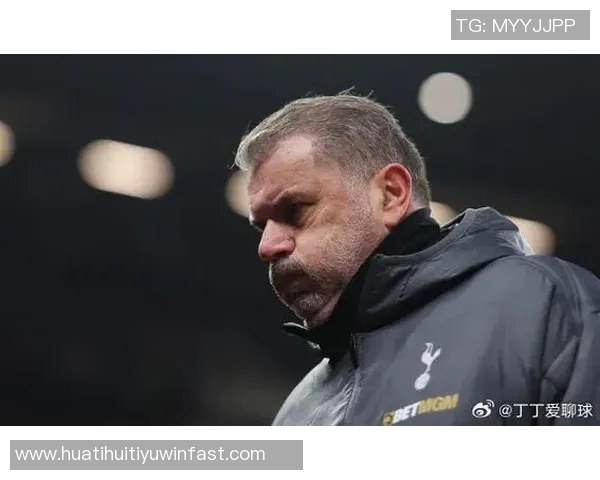 阿邦拉霍认为范德芬应寻求更强球队建议离开热刺续约